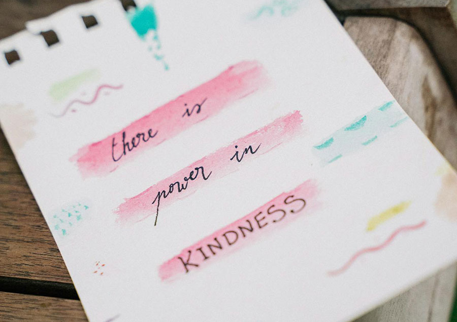 10 Small Acts of Kindness That Can Make a Big Difference